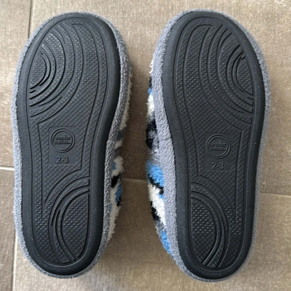 Wonder Nation Boys Fleece Camoflauge Slippers Blue Size 2/3